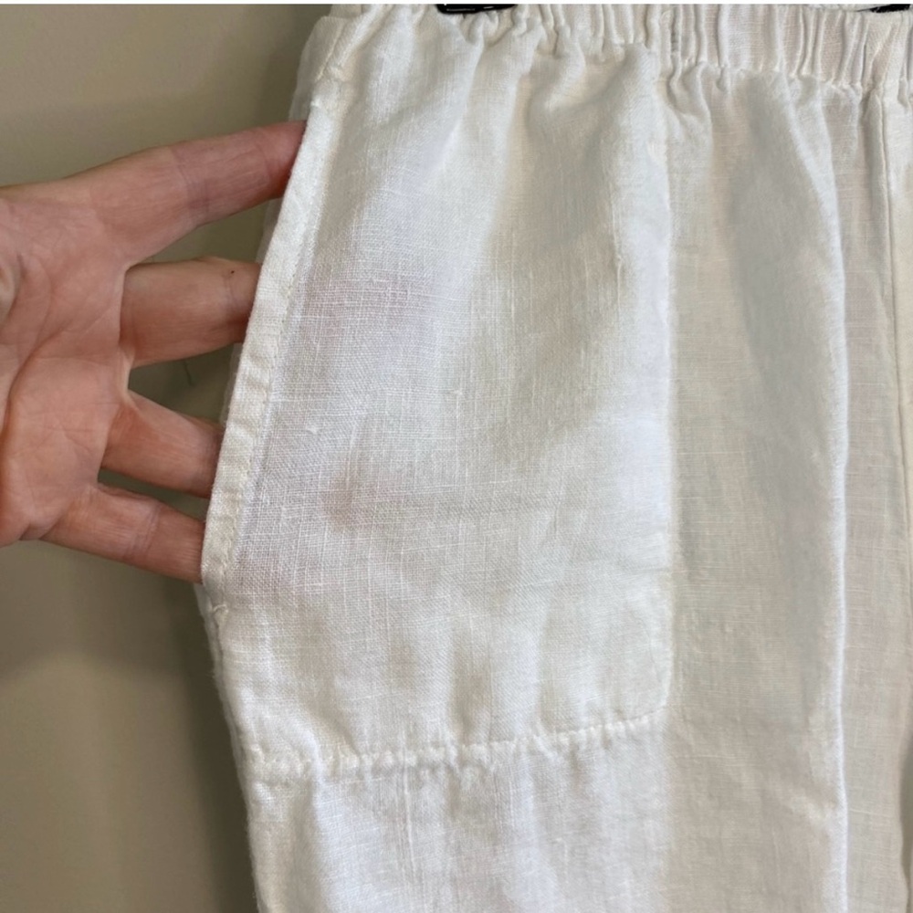 Closet Closing 🔥Reduced price!! 
Fenini White Linen Cropped Pants - Sz M - Picture 6 of 7